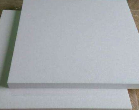 如何选择低导热三石砖