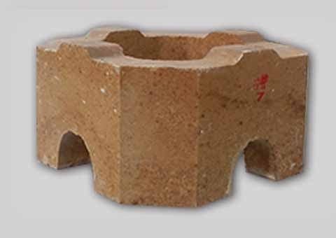 低导热三石砖‍有哪些特点？