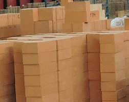 低导热三石砖的特点