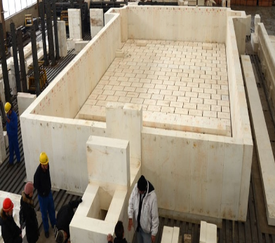 选择锆刚玉砖要关注哪些方面